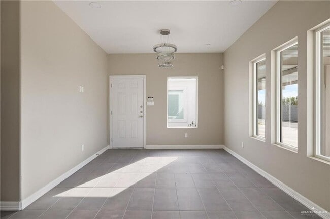 Photo - 3309 Frio Ave Unit 2