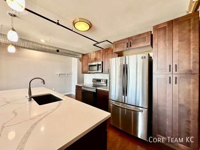 Photo - 1223 Union Ave Unit 403