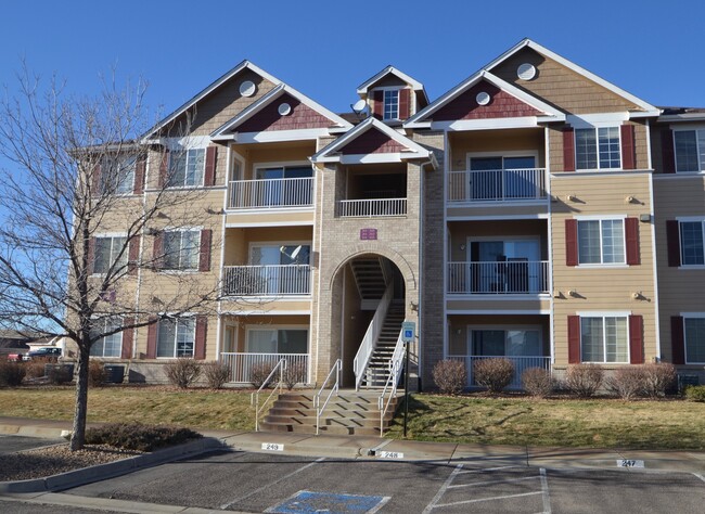 Building Photo - Spacious Pet Friendly 2bd/2ba Condo with G... Unit 4-101
