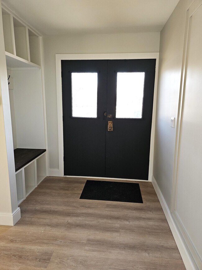 Photo - 1976 Ridge Ct