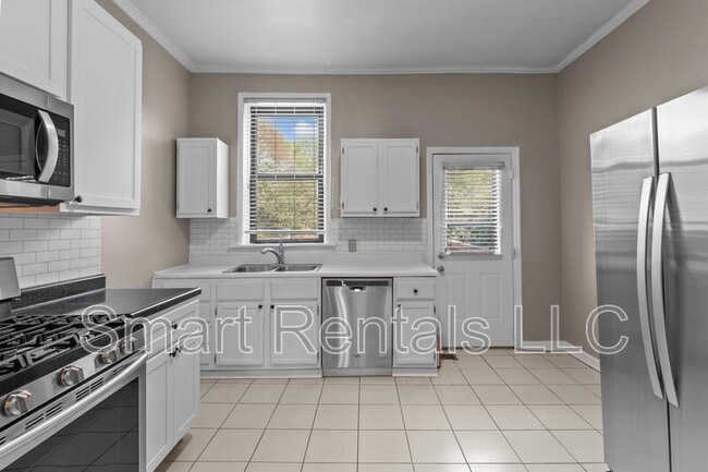 Building Photo - 4133 Laclede Ave