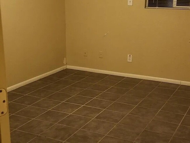 Photo - 3142 W Cactus Rd