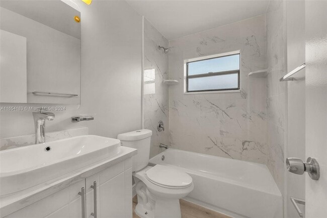Photo - 10373 NW 35th St Unit #ONE OF A KIND