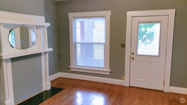 Building Photo - 56 W Dodridge St Rental