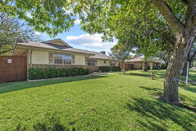 Photo - Charming 3-Bedroom Home with Garden Oasis