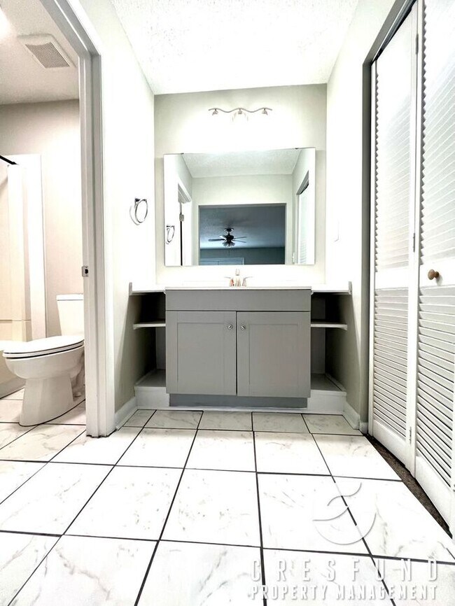Photo - 3 BEDROOM AVAILABLE NOW - Convenient acces...