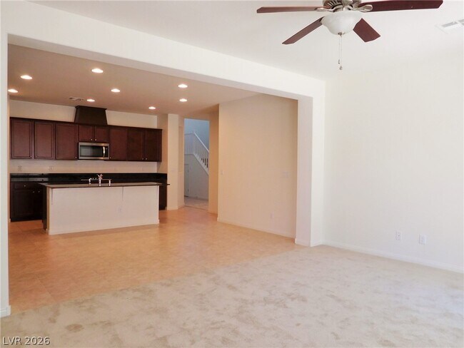 Photo - 477 Astillero St
