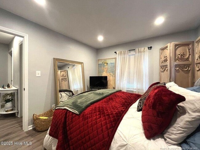 Photo - 105 Scuppernong Ct