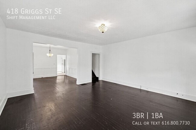 Photo - 418 Griggs St SE