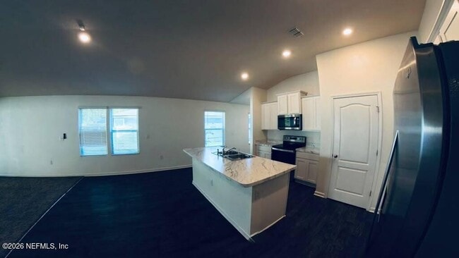 8454 Cape Fox Dr