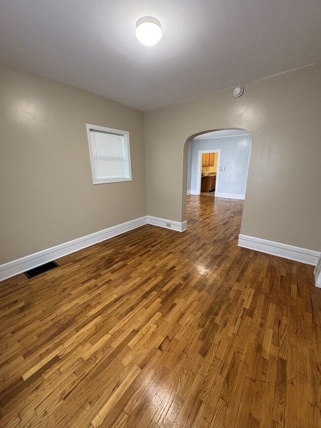 Photo - 904 Linden Grove Ave