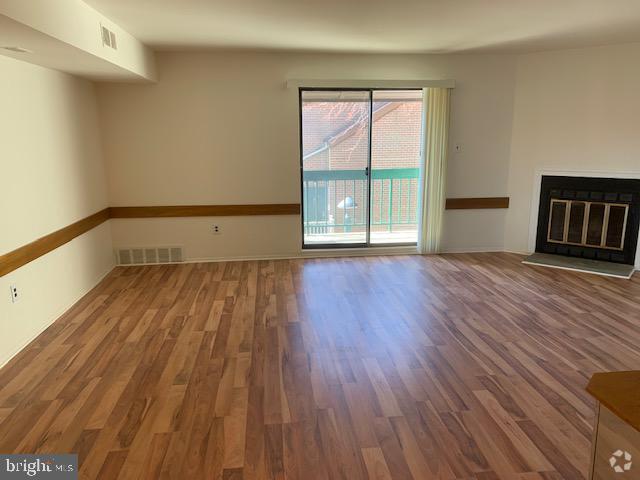 Building Photo - 3750 Clarendon Ave Unit 17 Rental