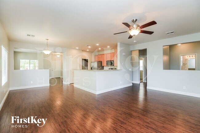 Photo - 1252 W Vineyard Plains Dr