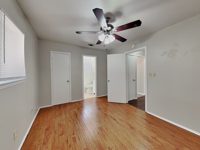 Photo - 1303 Carla Ave