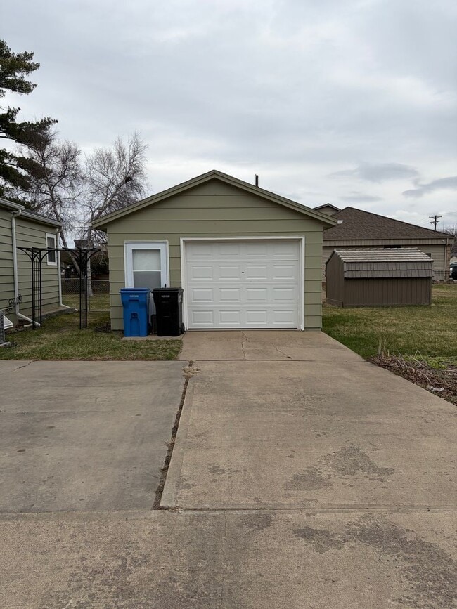 Photo - Charming Two-bedroom house