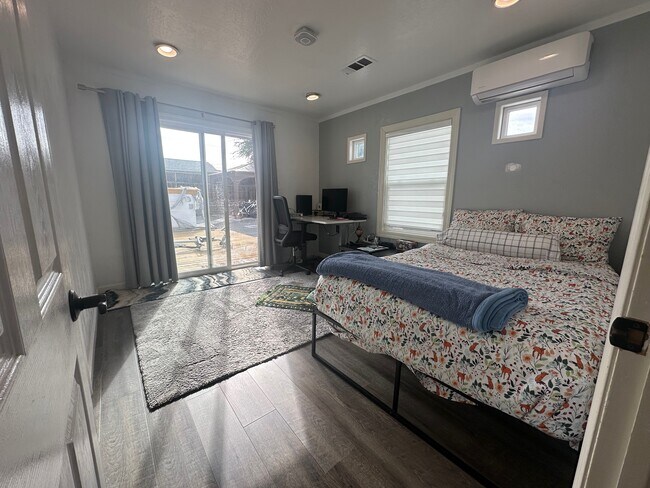 Photo - 2464 Pepper Dr