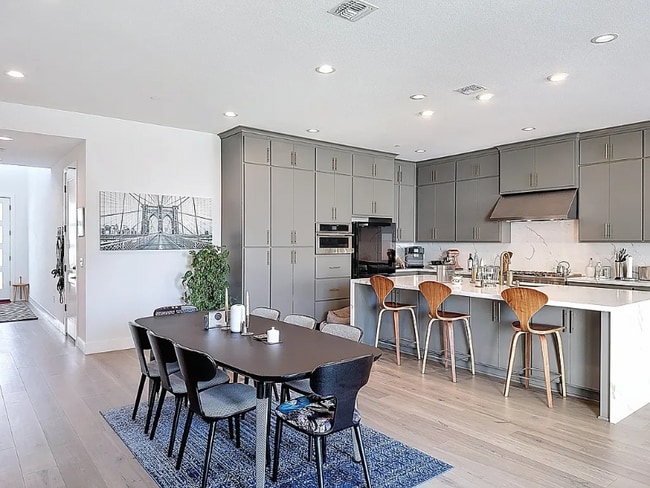 Photo - 2407 Schooner Ave