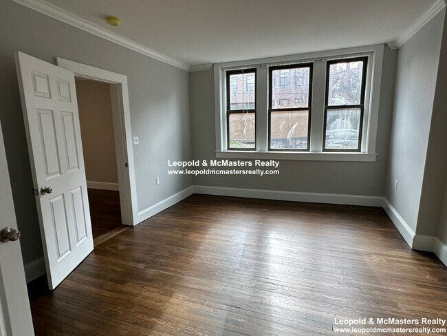 Photo - 74 Longwood Ave