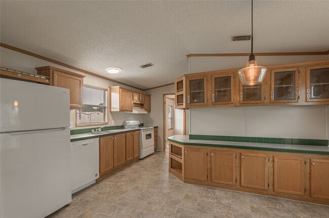 1345 FM 405 Unit 2