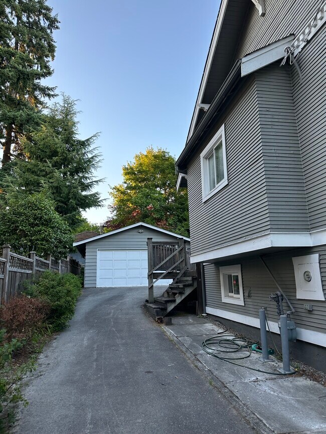 Photo - 3375 W 34th Ave