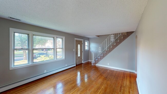 Photo - 505 Brooke Ave