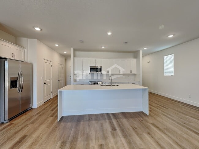 Photo - 11146 Magallanes St