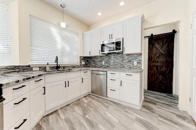 16913 Langland Rd