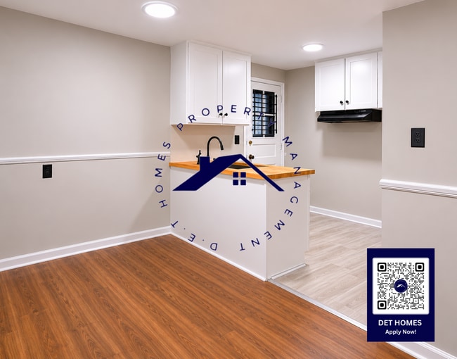 Photo - 17550 2nd Ave Unit 17550