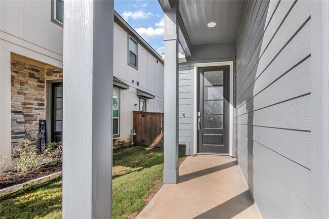 Photo - 10626 Cabot Trl