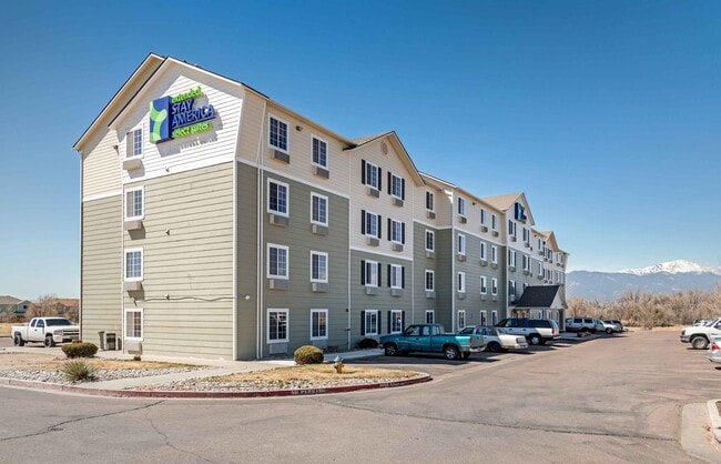 Furnished Studio-Colorado Springs - Airport