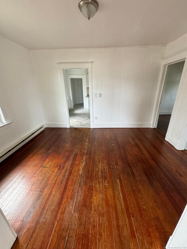 Photo - 79 E Main St Unidad 2