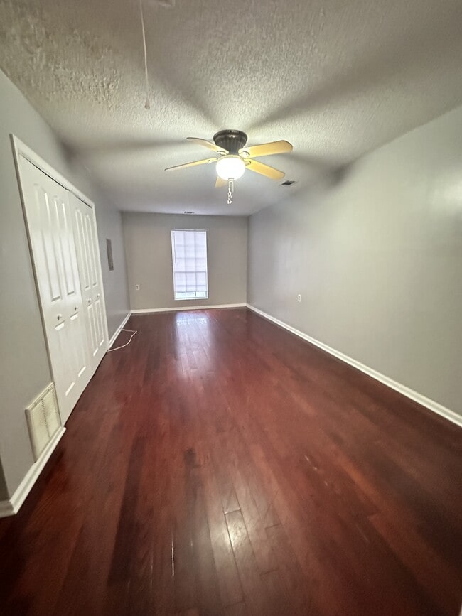 Photo - 1 Brandle Cove