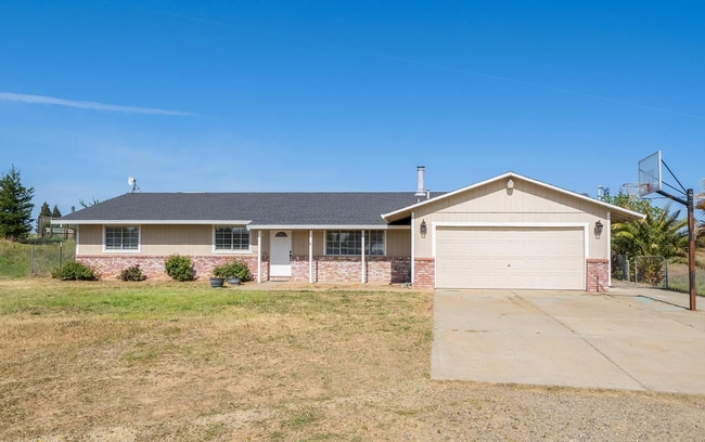 Beautiful 5 Acre Property in Cottonwood - Beautiful 5 Acre Property in Cottonwood House