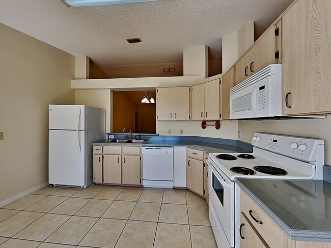 Photo - 2772 Sweet Springs St