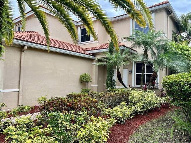 Photo - Tupelo Way, Weston, FL 33327 - 4 BR 2.5 BA...