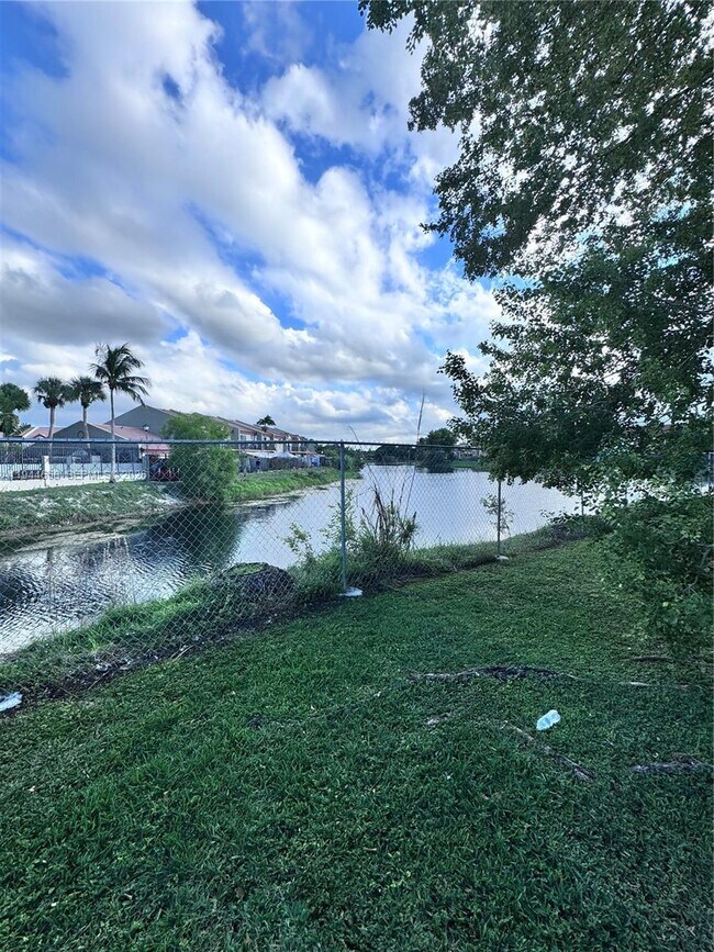 Photo - 6225 SW 131st Ct Unit 104