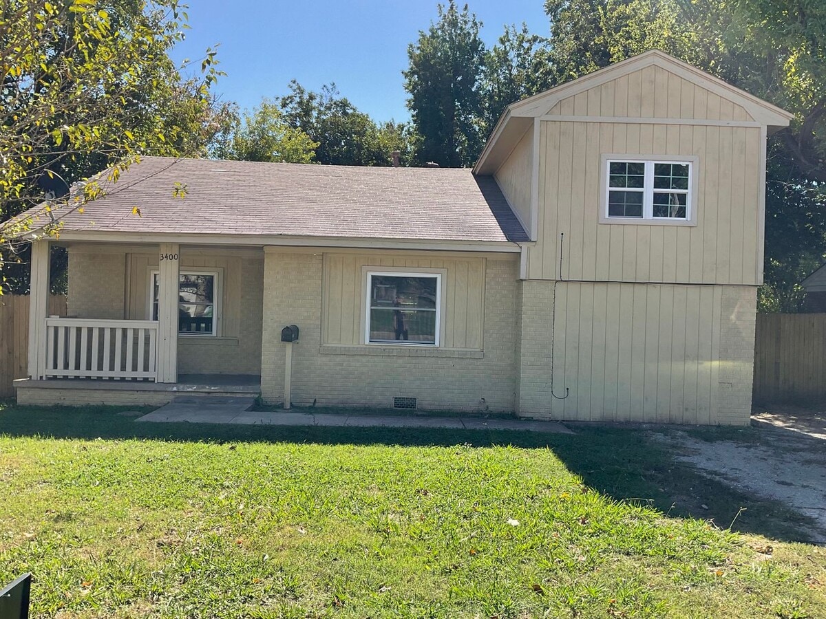 Nice large family home - Nice large family home