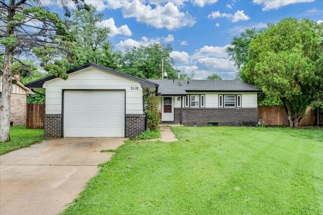 Photo - Beautiful Three Bedroom, One and a Half Bath