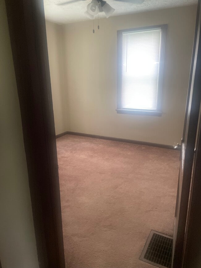 bedroom 1 - 2938 S 6th St House
