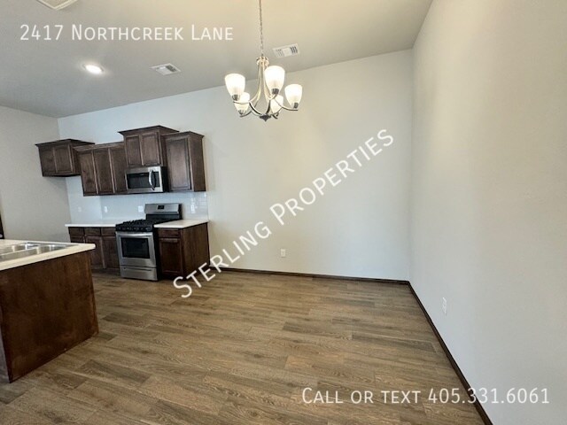 Photo - 2417 Northcreek Ln