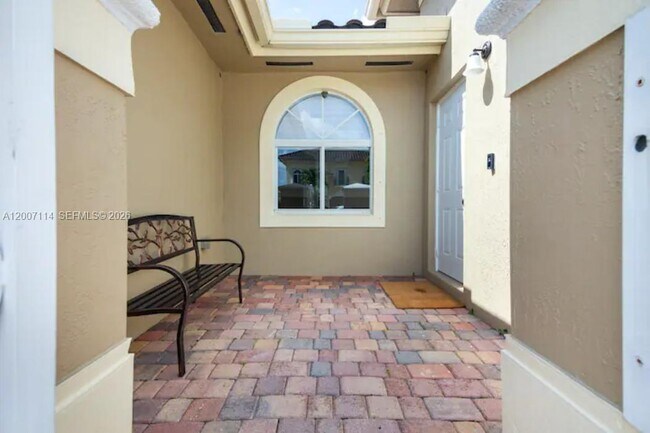 Photo - 15566 SW 13th Terrace