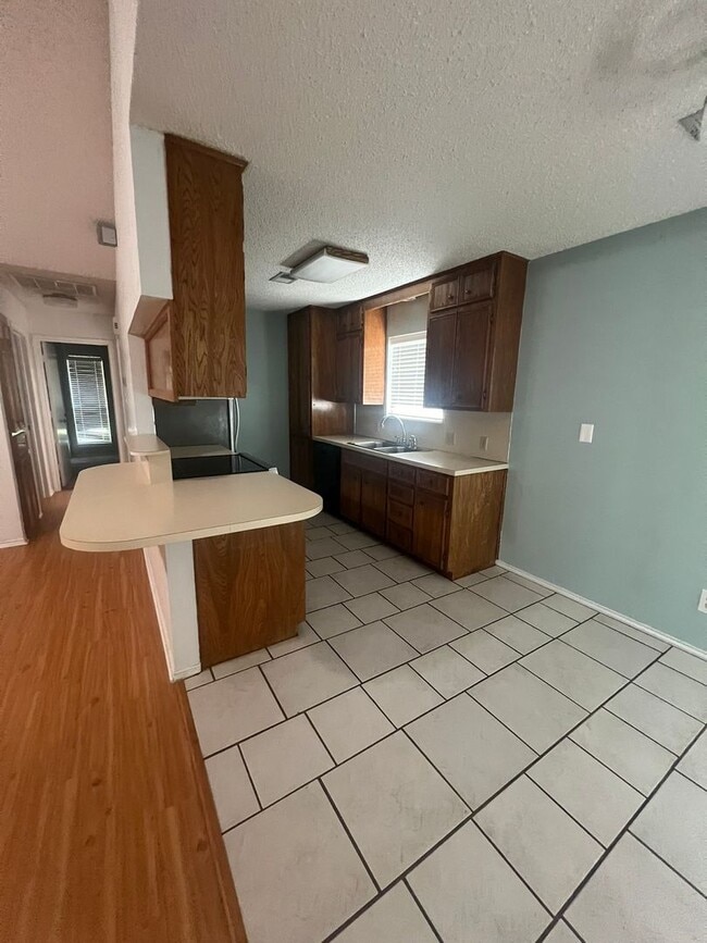 Photo - Very Nice 3 Bedroom