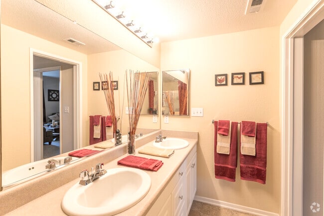 2 BR, 2 BA - Plan B1