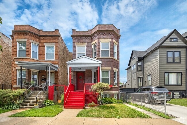 Building Photo - 7110 S Eberhart Ave Rental