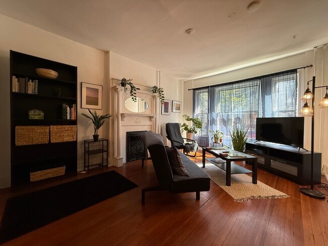 Photo - 409 Hamilton St Unit floor 1