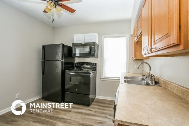 Photo - 731 S Highland Ave