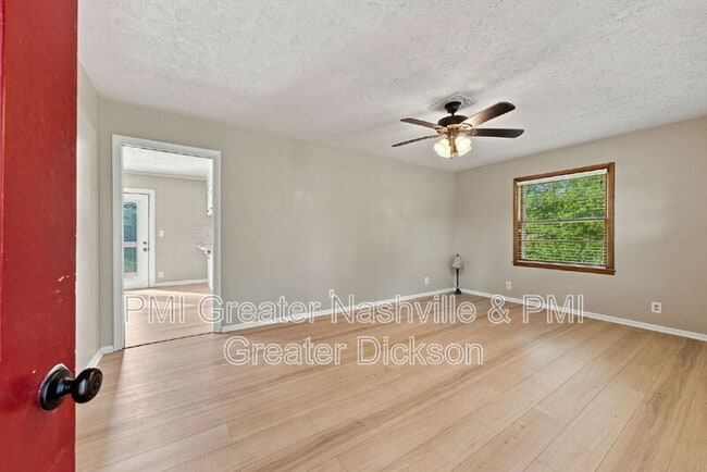 Photo - 366 N Powers Blvd