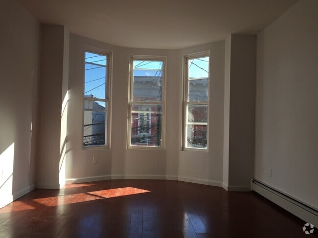 Building Photo - 2548 14th Pl Unit 2 Rental