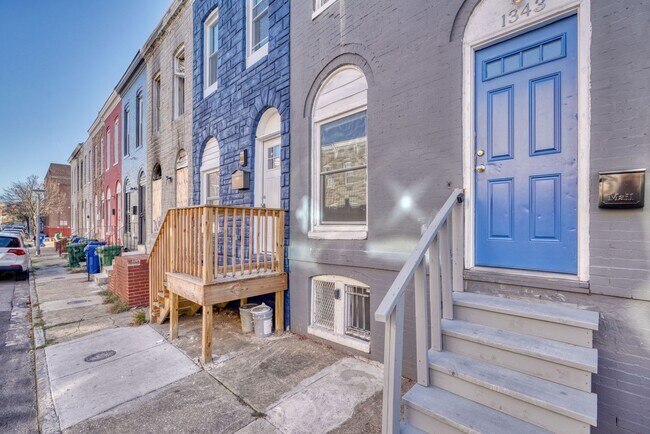 Photo - 1343 Sargeant St