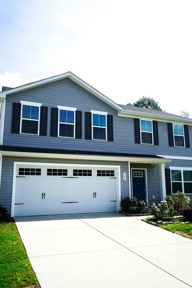 Building Photo - 184 Browband St